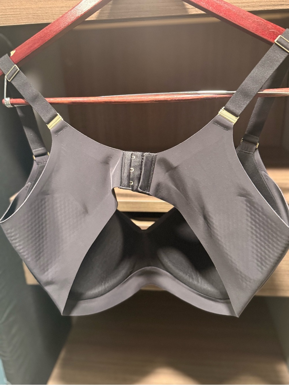 Honeylove Black Wireless Support Bra 40DD(E) Smoothing Back Closure Comfort Bra - Picture 3 of 5